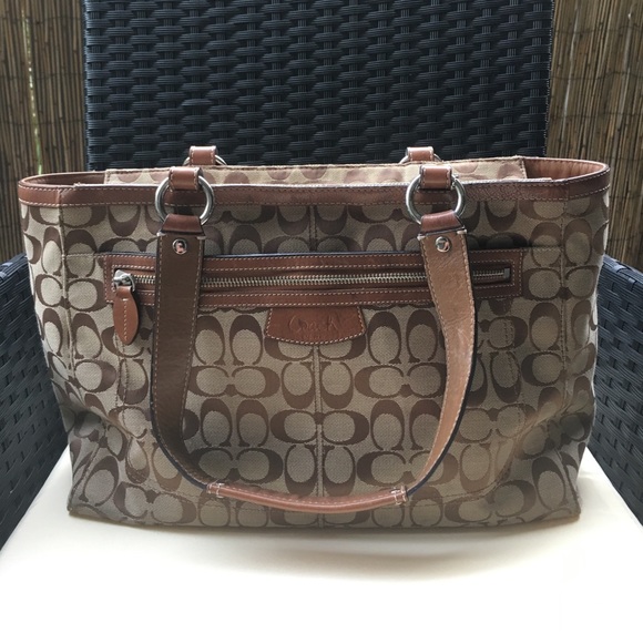 Coach Handbags - COACH monogram tote